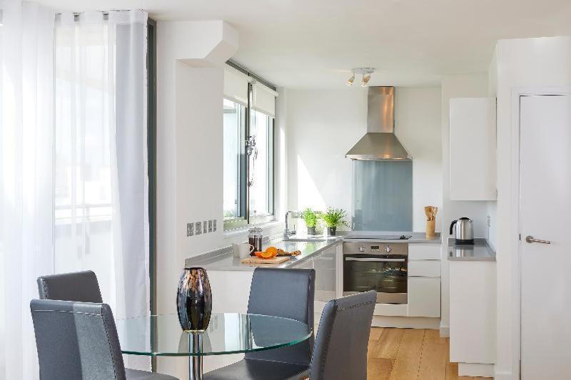Sonder The Bard Lejlighedshotel London Værelse billede