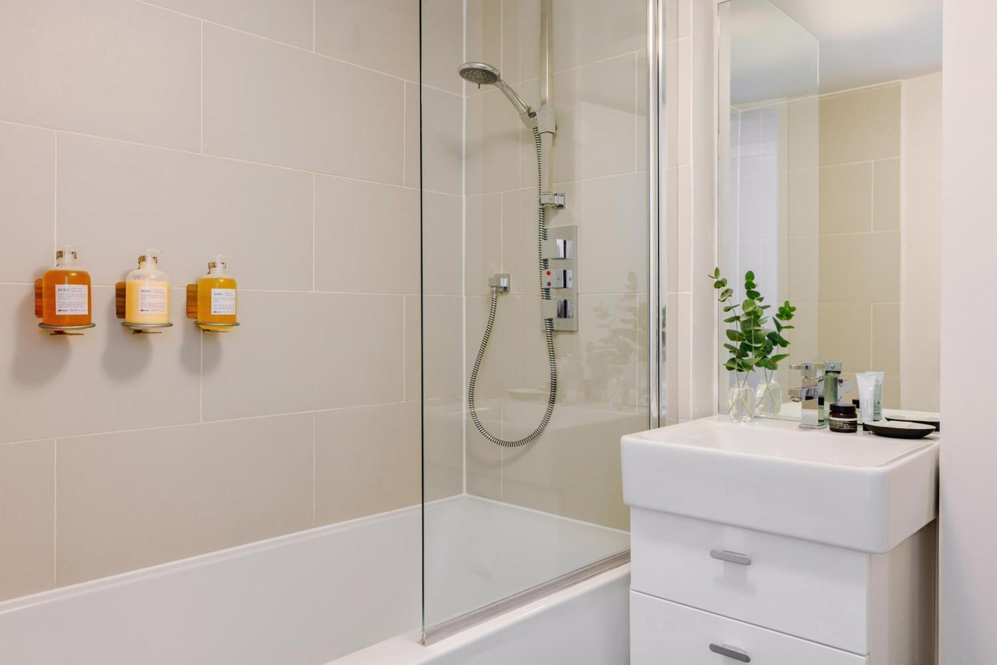 Sonder The Bard Lejlighedshotel London Eksteriør billede