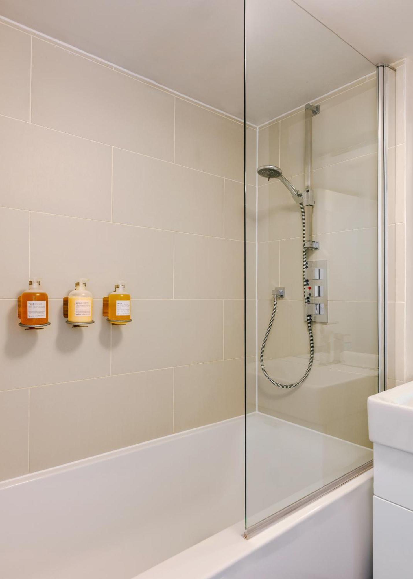 Sonder The Bard Lejlighedshotel London Eksteriør billede